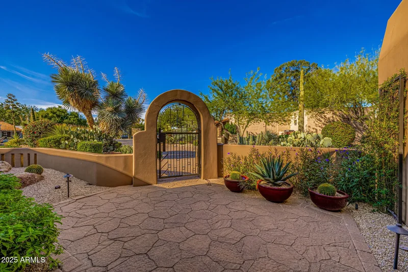 8406 E CALLE BUENA Vista, Scottsdale, AZ 85255, Scottsdale, Arizona, United States. - Photo 94