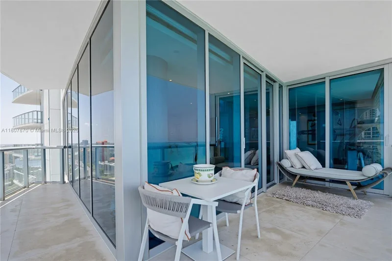 17001 Collins Ave #2501, Sunny Isles Beach, FL 33160, Golden Beach, Florida, United States. - Photo 16