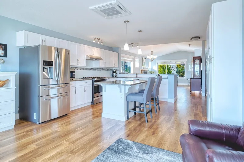 6263 Apollo Road, Sechelt, BC V7Z 0N7, Sechelt, British Columbia, Canada. - Photo 21
