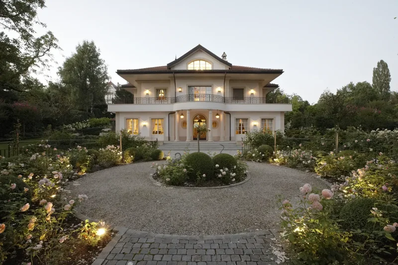 Somptuous Property Close To The Lake In Lausanne