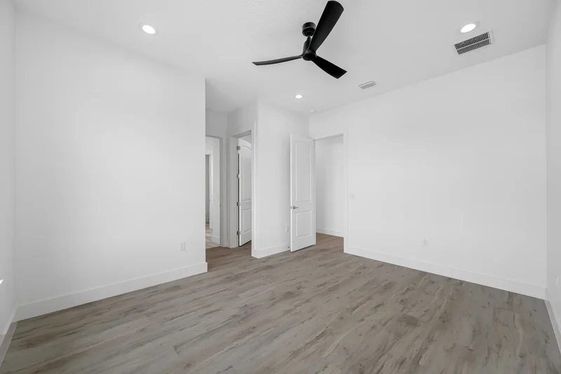 534 Crystal Dr, Madeira Beach, FL 33708, Madeira Beach, Florida, United States. - Photo 48