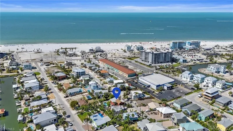 210 Miramar ST, Fort Myers Beach, Florida, United States. - Photo 33