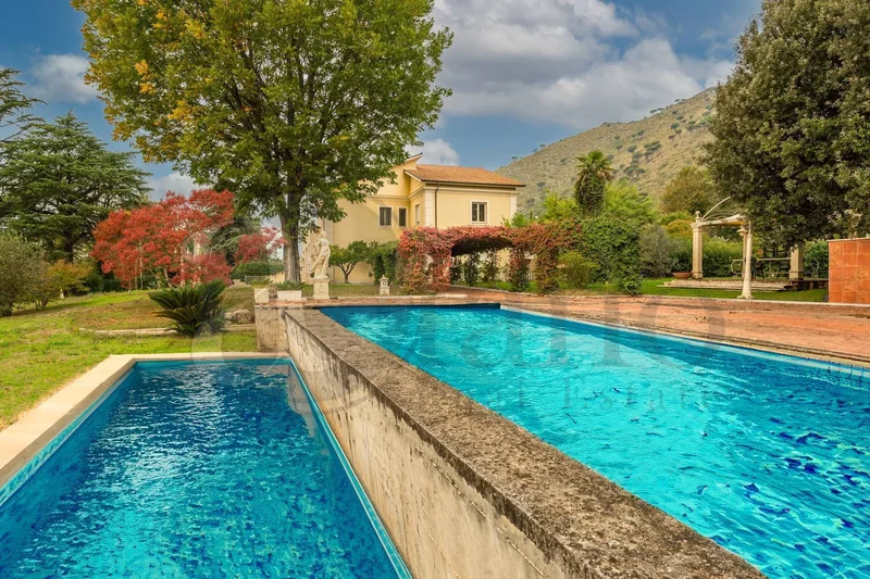 Villa for sale in Cassino