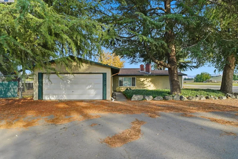 2072 S Vasco Rd, Livermore, California, United States. - Photo 33