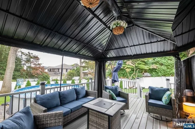 362 Harrison Street, Paramus, NJ 07652, Paramus, New Jersey, United States. - Photo 3