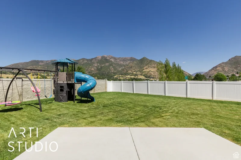 7212 S HAROLDS WAY E, Ogden, Utah, United States. - Photo 38