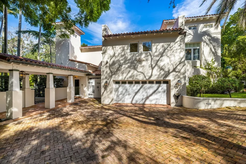 8000 Los Pinos Blvd , Coral Gables, FL 33143, Miami, Florida, United States. - Photo 16