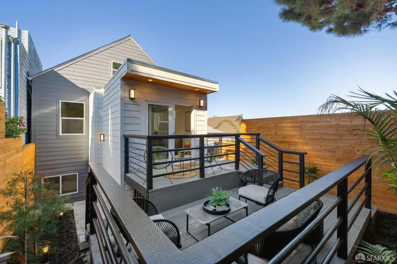 89 Naples Street, San Francisco, California, United States. - Photo 67