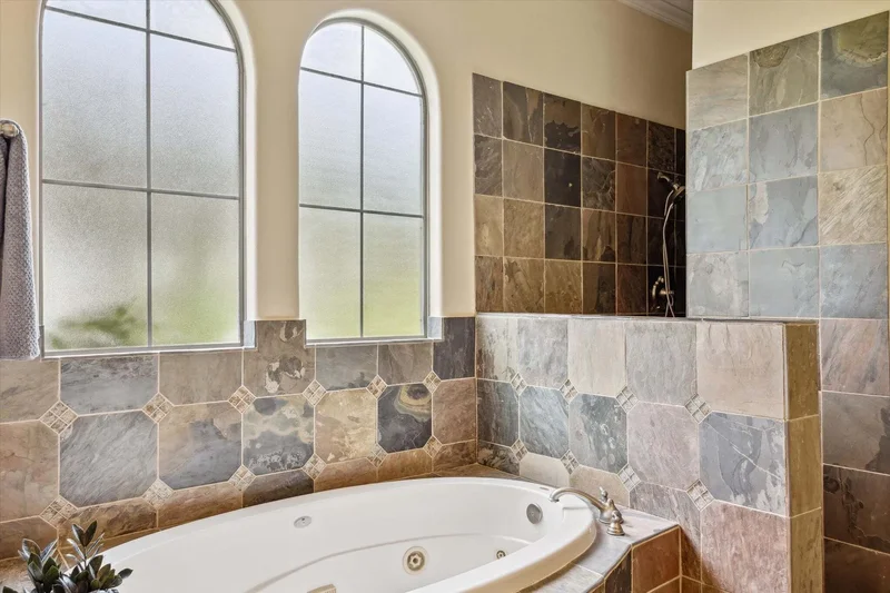 9621 Thompson Lake Drive, Missouri City, TX 77459, Missouri City, Texas, United States. - Photo 22