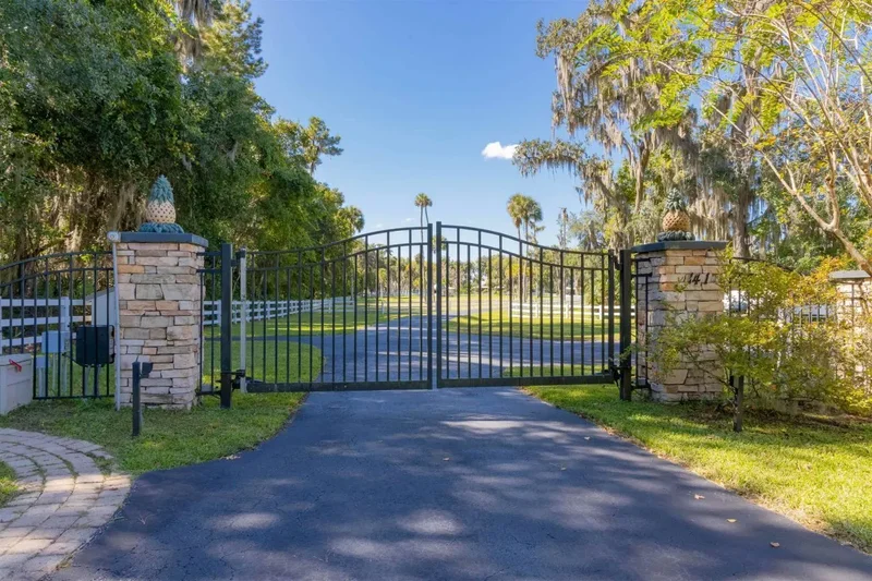 141 Wooten Rd, Crescent City, FL, 32112, USA, Crescent City, Florida, United States. - Photo 3