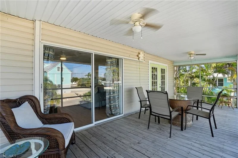 364 Connecticut ST, Fort Myers Beach, Florida, United States. - Photo 37