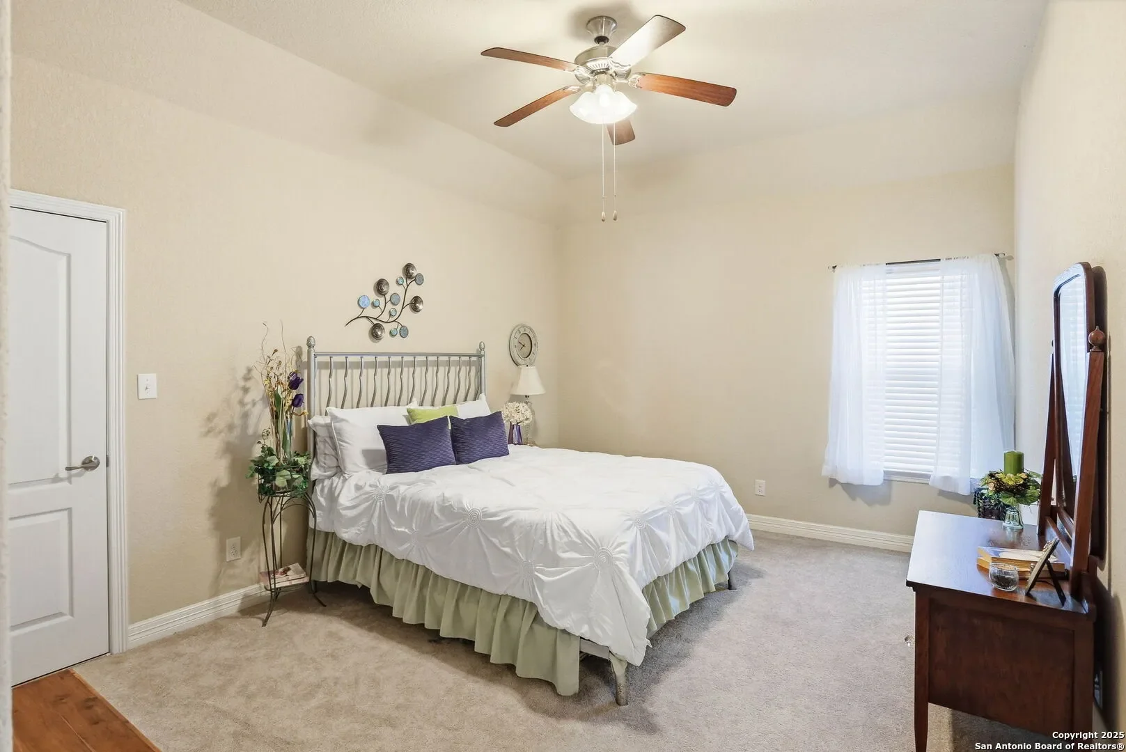 Gallery photo 8