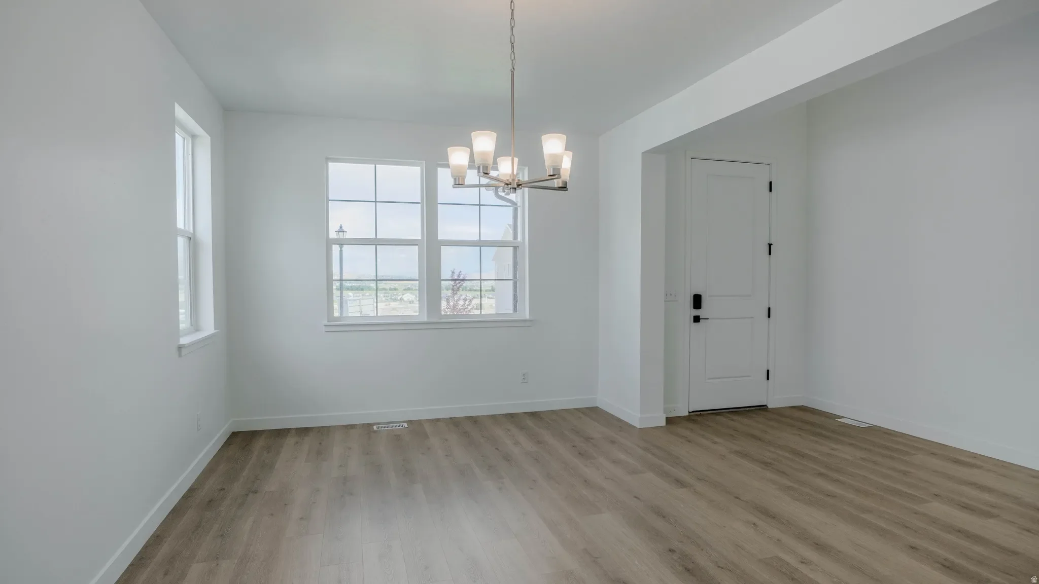 917 W BLACK TAIL ST S, Saratoga Springs, Utah, United States. - Photo 2