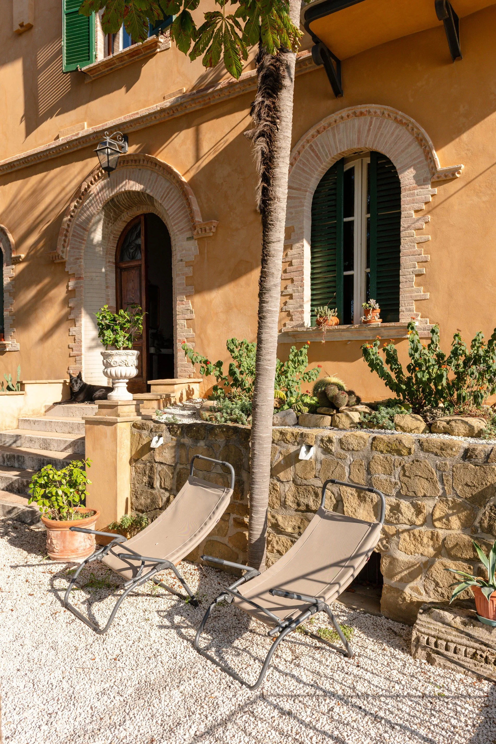 Exterior photo 10
