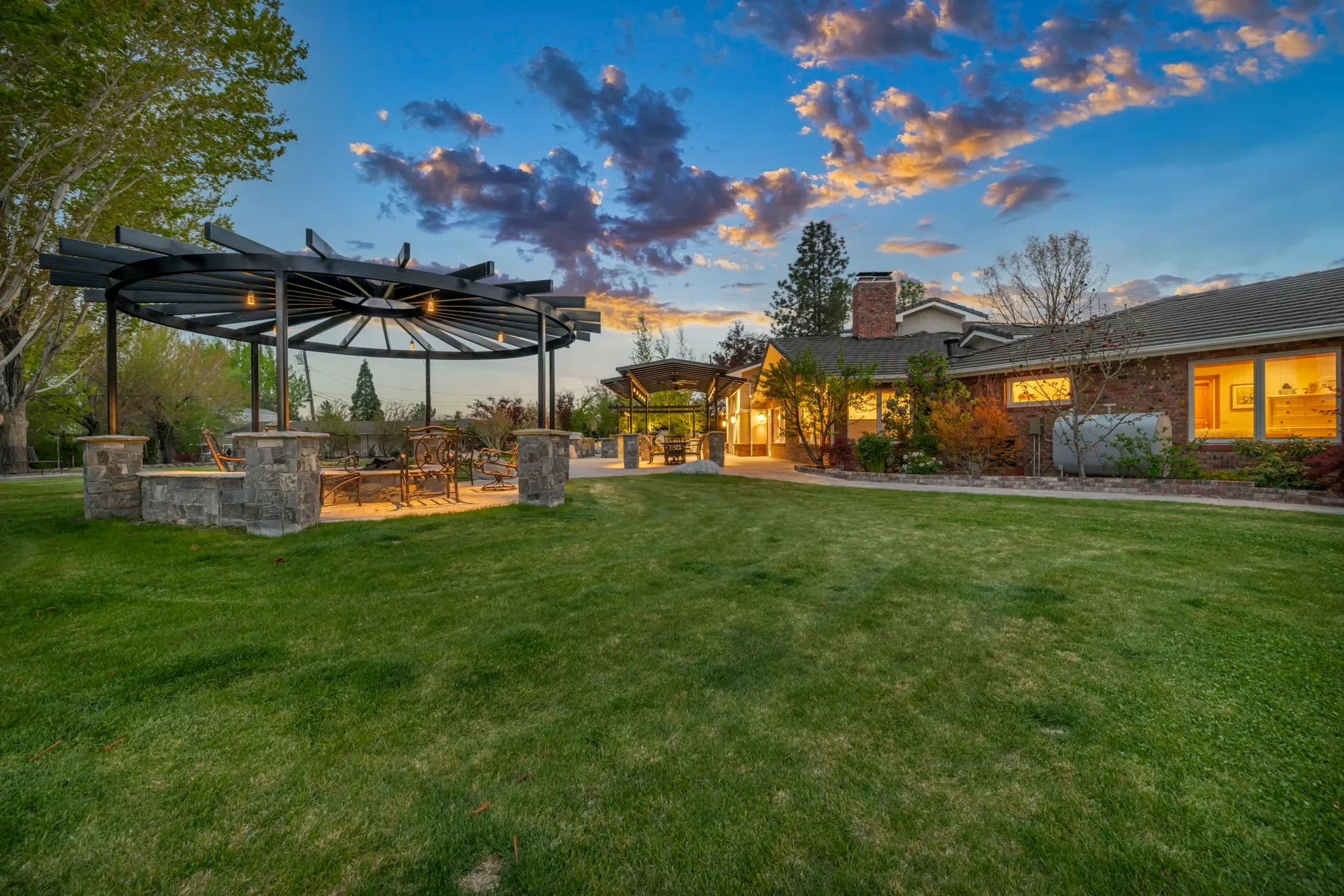 1865 Olive Ln, Reno, NV 89511, Reno, Nevada, United States. - Photo 40