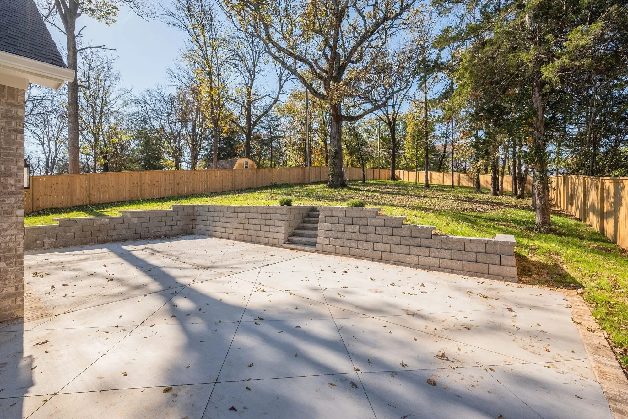 811 Neartop Dr , Nashville, TN 37205, Nashville, Tennessee, United States. - Photo 3