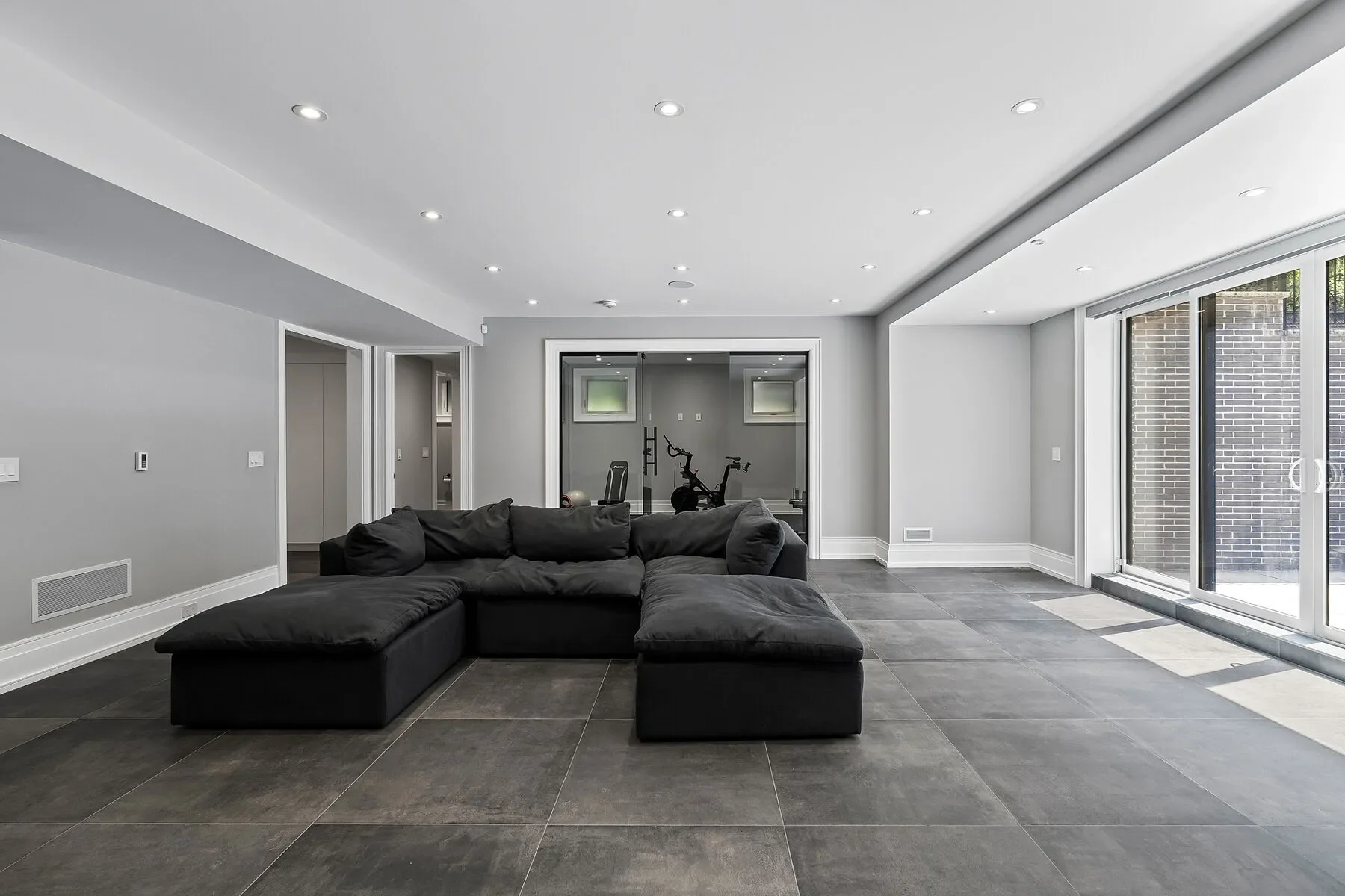 Gallery photo 6