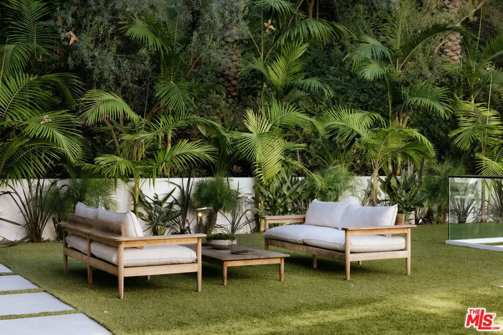 13187 Chalon Road, Los Angeles, California, United States. - Photo 32