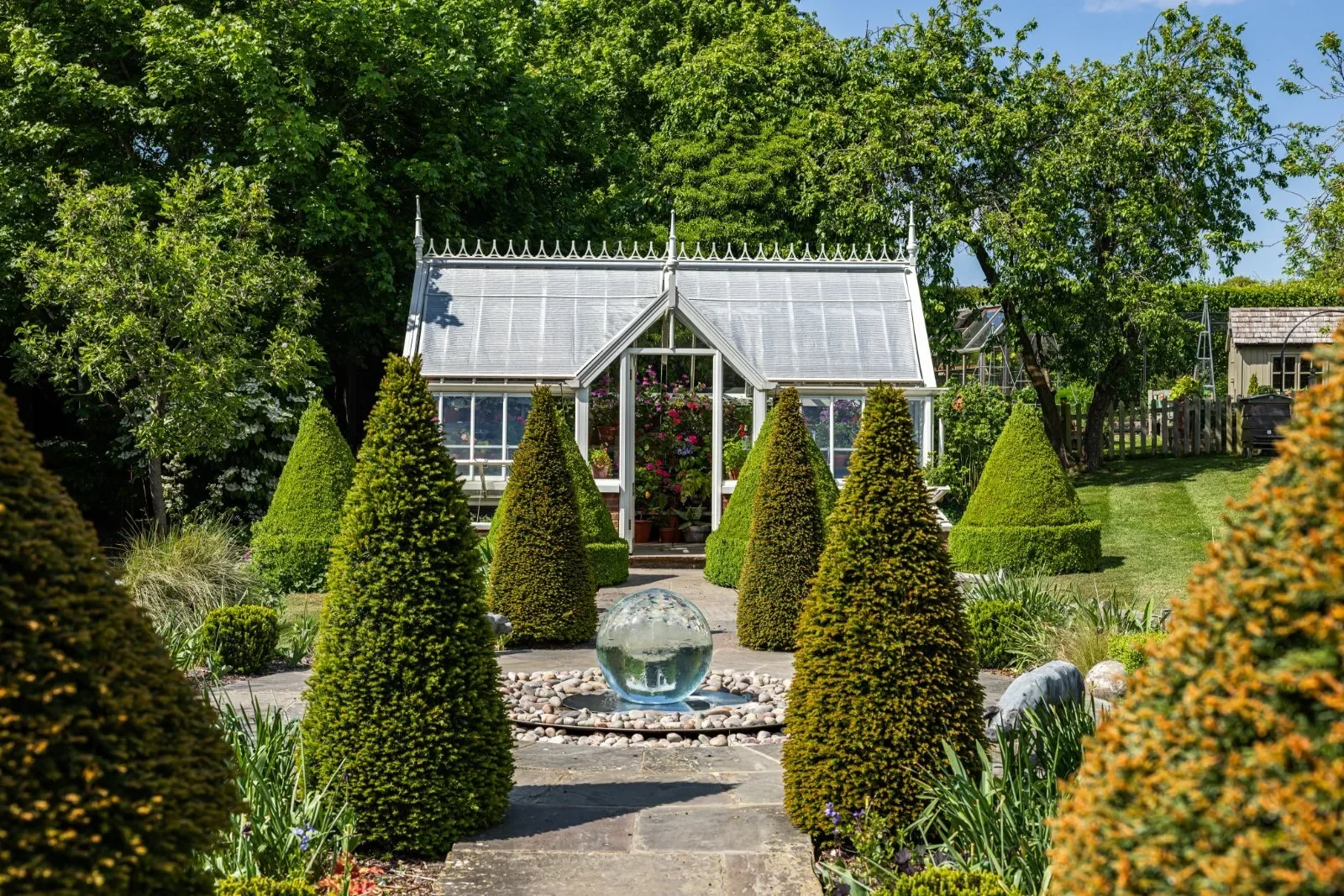 Exterior photo 8
