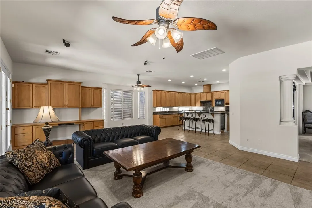 8095 Dark Hollow Place, Las Vegas, Nevada, United States. - Photo 24