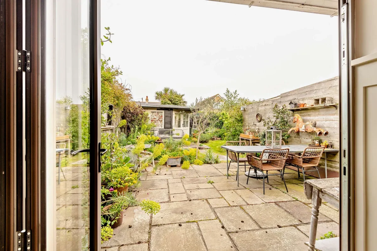 Allan Road, Whitstable, CT5, Seasalter, England, United Kingdom. - Photo 17
