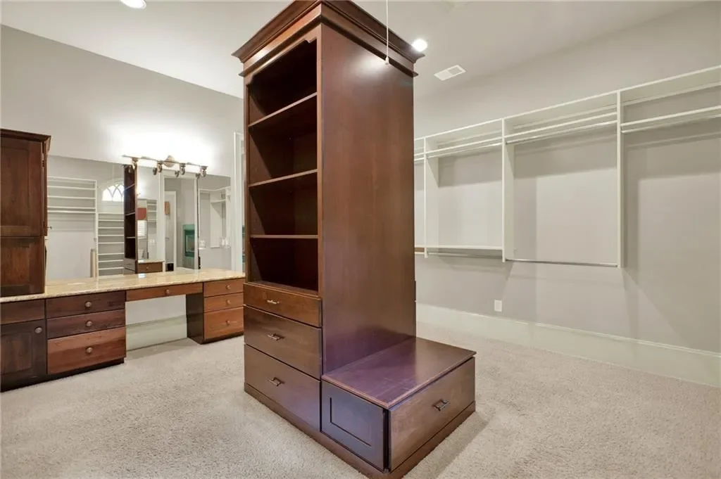 Gallery photo 2