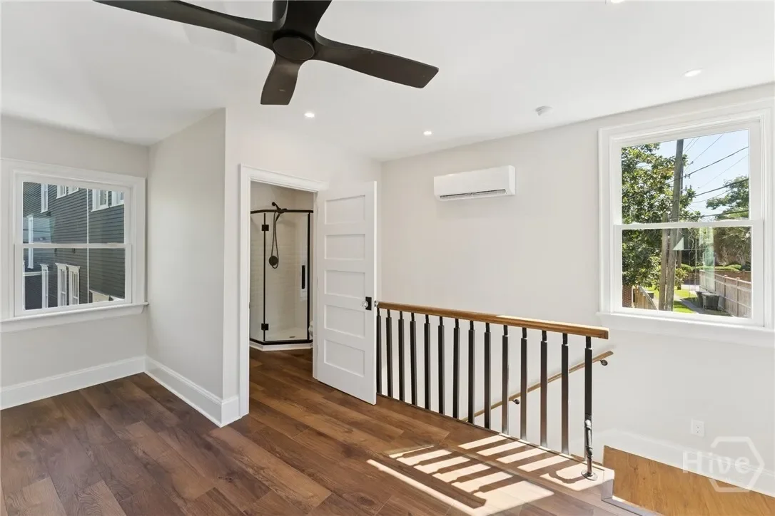 111 E 49th Street, Savannah, Georgia, United States. - Photo 47