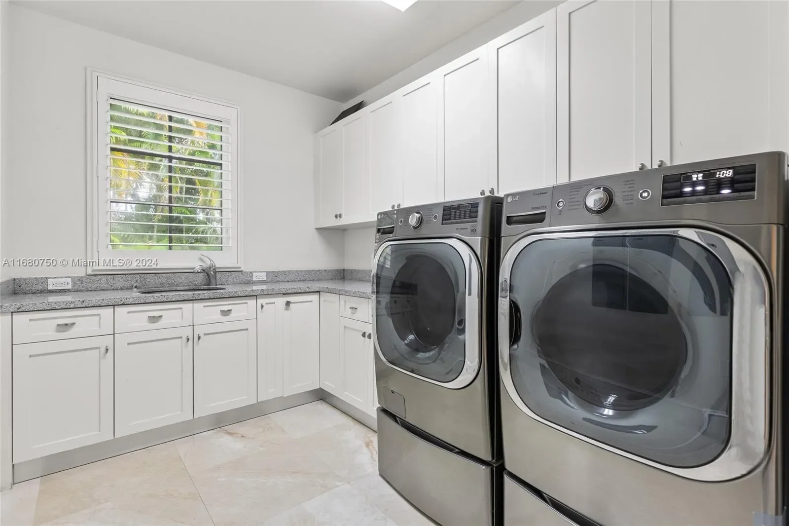 6495 SW 123rd Ter, Coral Gables, Florida, United States. - Photo 78