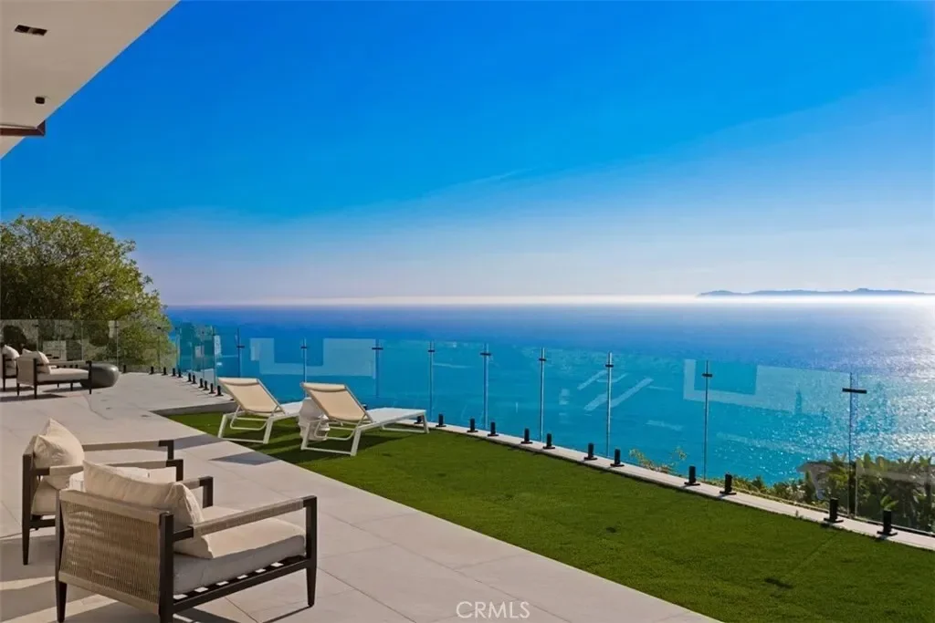 31 N Vista De Catalina, Laguna Beach, California, United States. - Photo 51