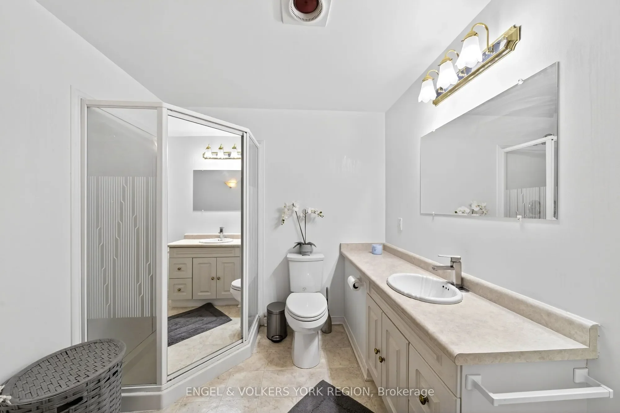 Gallery photo 3
