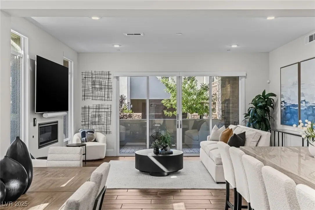 11280 Granite Ridge Drive 1075, Las Vegas, Nevada, United States. - Photo 6