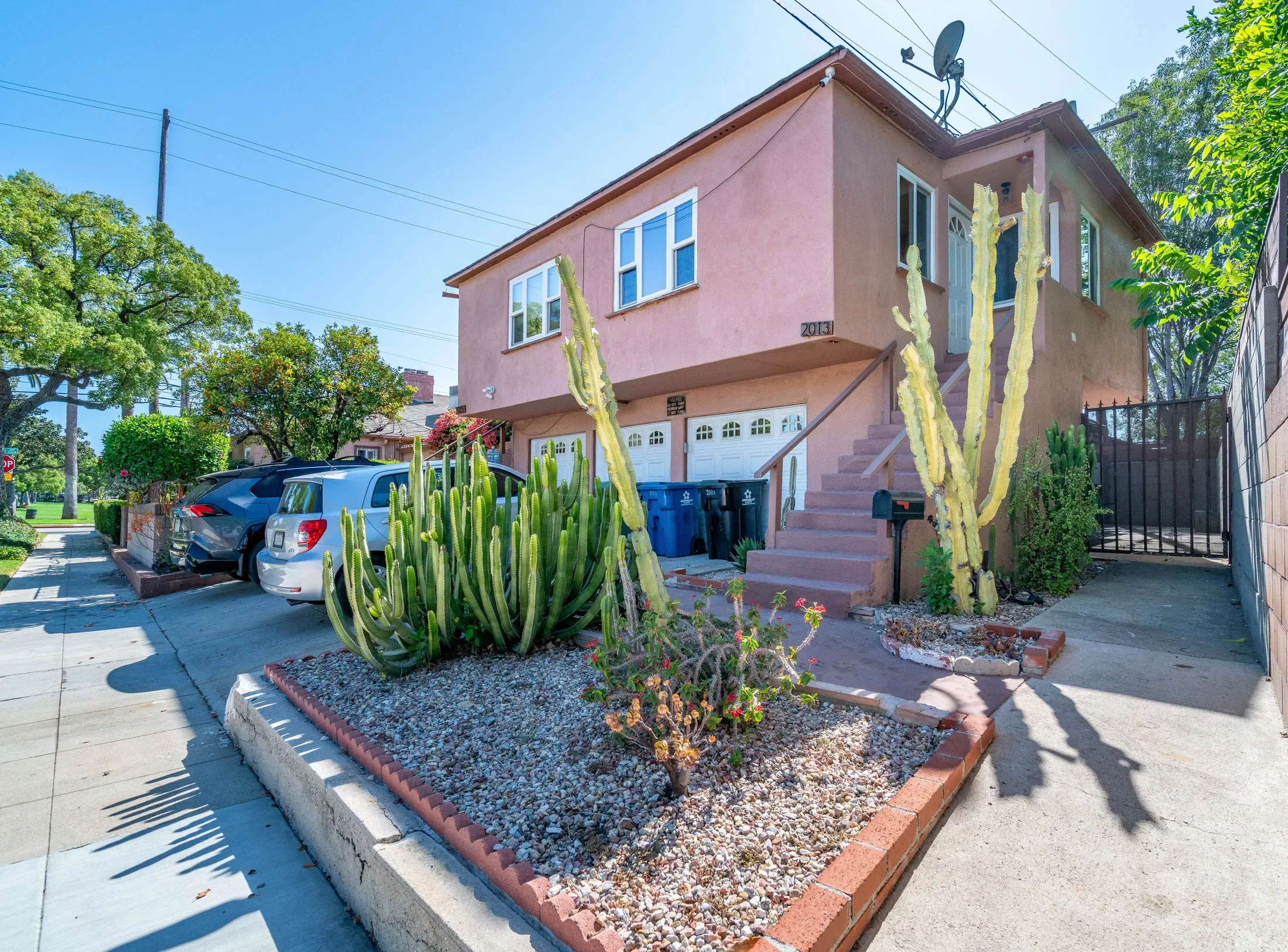 2013 South Palm Avenue , Alhambra, CA 91803, Alhambra, California, United States. - Photo 26