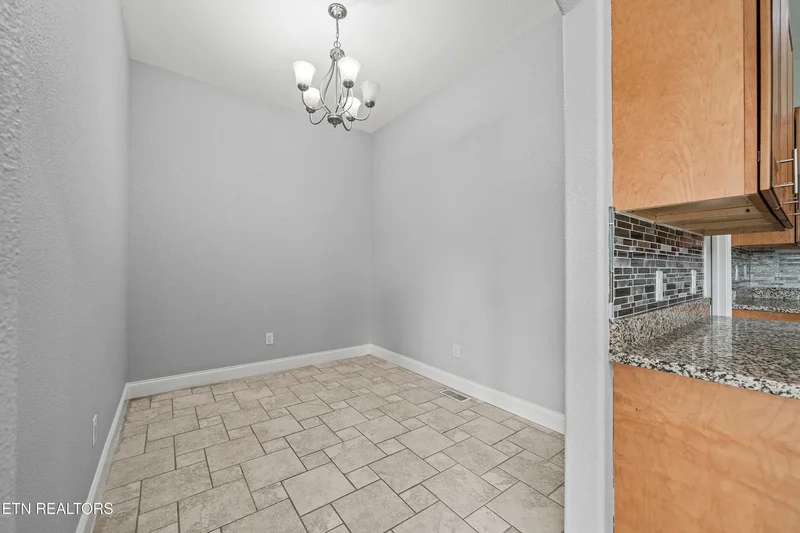 39 N Riverview Lane, Crossville, TN 38555, Crossville, Tennessee, United States. - Photo 28