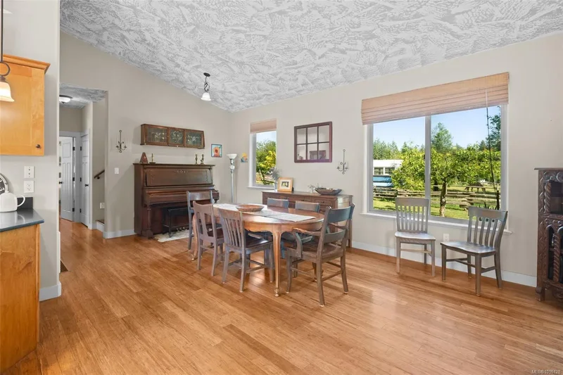 3700 Hankins Rd, Duncan, BC V9L 6T2, Duncan, British Columbia, Canada. - Photo 12