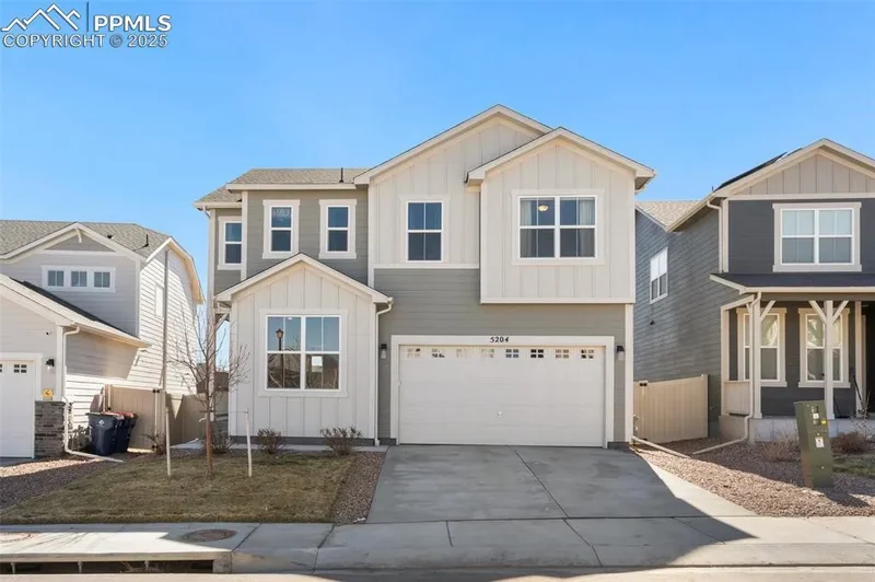 5 Bedrooms Single Family Detached