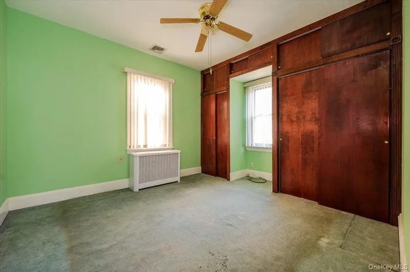 27-19 Murray Street, Flushing, NY 11354, New York, New York, United States. - Photo 21