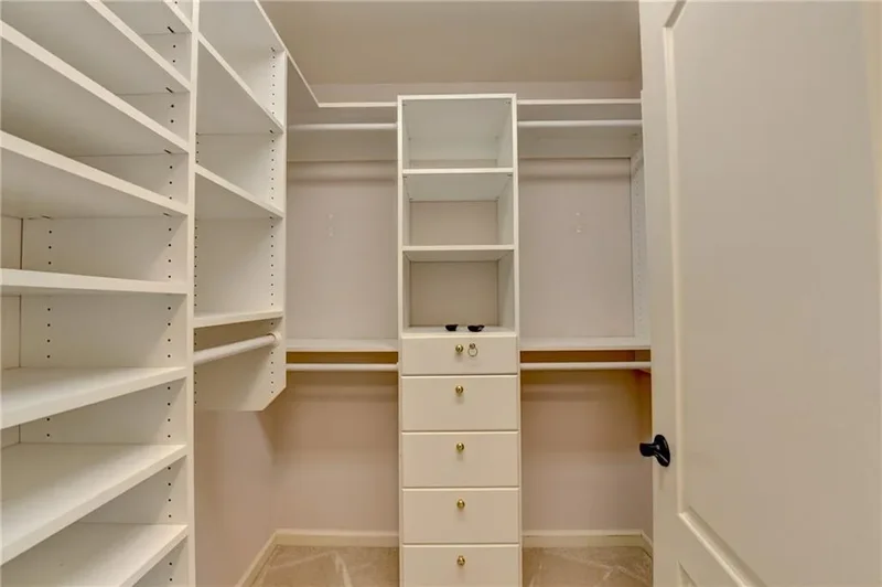 6010 Somerset Court, Suwanee, GA 30024, Suwanee, Georgia, United States. - Photo 31
