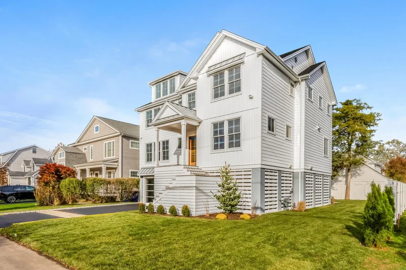 127 Paul Place, Fairfield, Connecticut, United States. - Photo 4