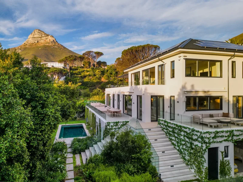 A Double-Plot Estate Redefining Camps Bay Living Between Mountain and Sea