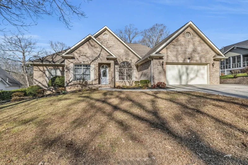 4 Bedrooms Single Family Detached