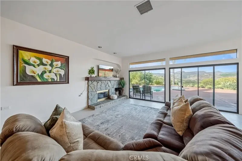 23192 De Anza, Temecula, California, United States. - Photo 8