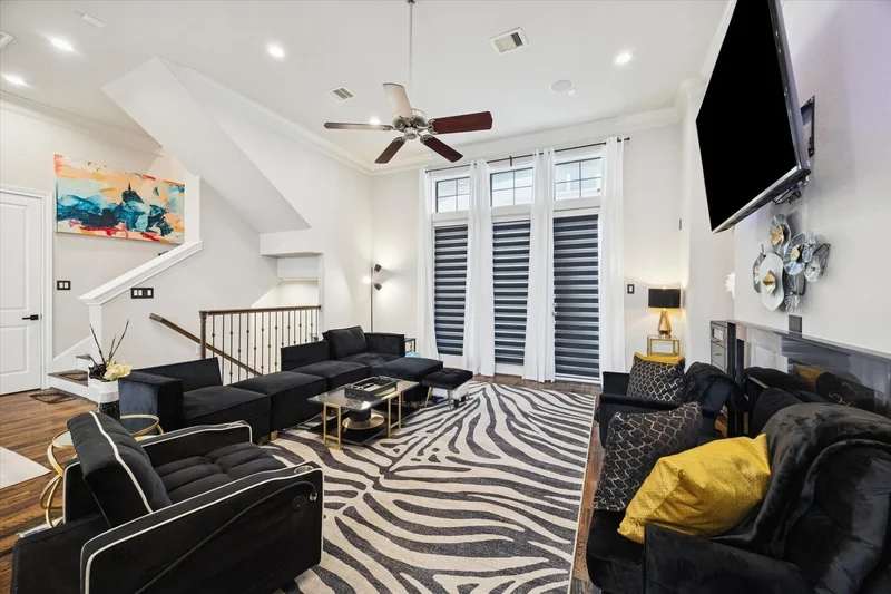 5820 Darling Street, Houston, Texas, United States. - Photo 9