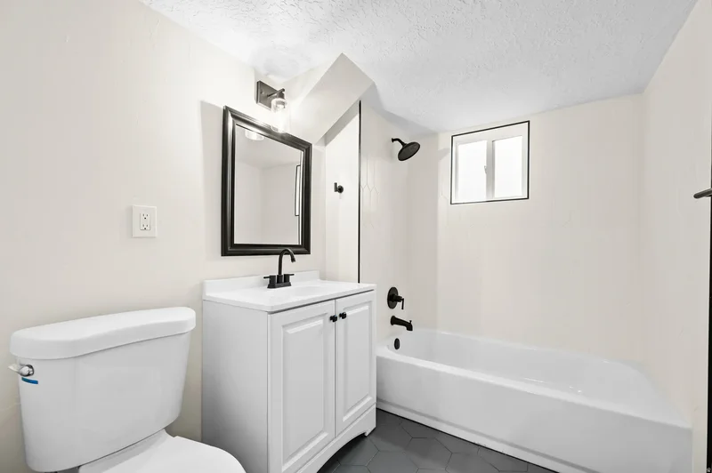 563 S DENVER ST, Salt Lake City, Utah, United States. - Photo 59