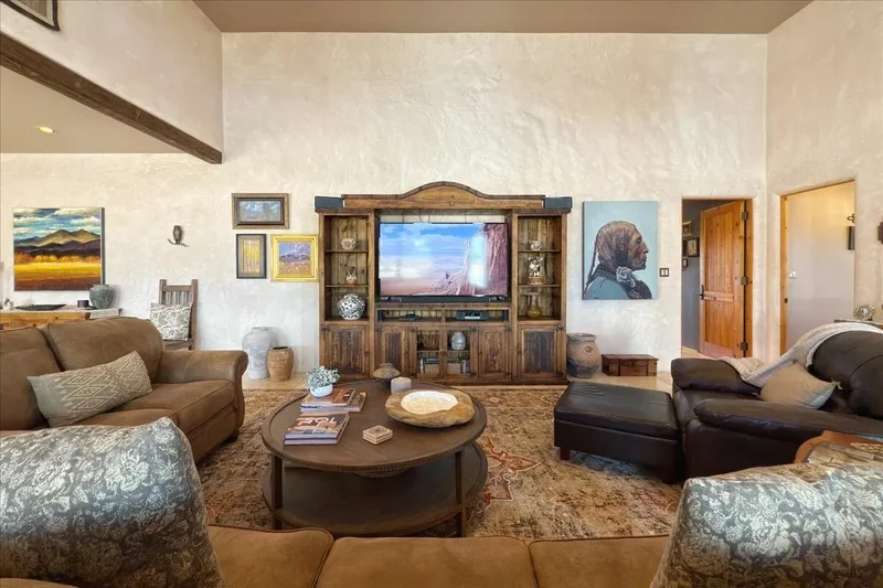 10 Los Tapias, Santa Fe, NM 87508, Santa Fe, New Mexico, United States. - Photo 16