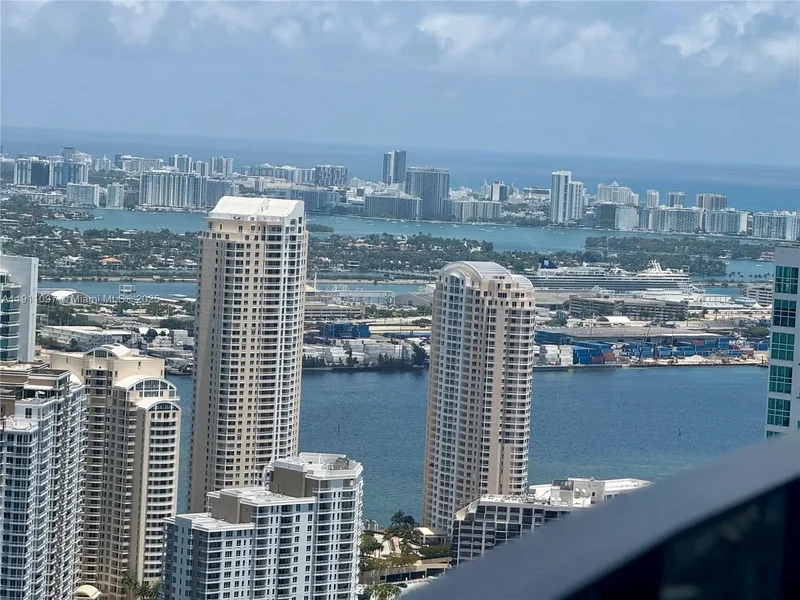 1000 Brickell Plz PH5807, Miami, Florida, United States. - Photo 3