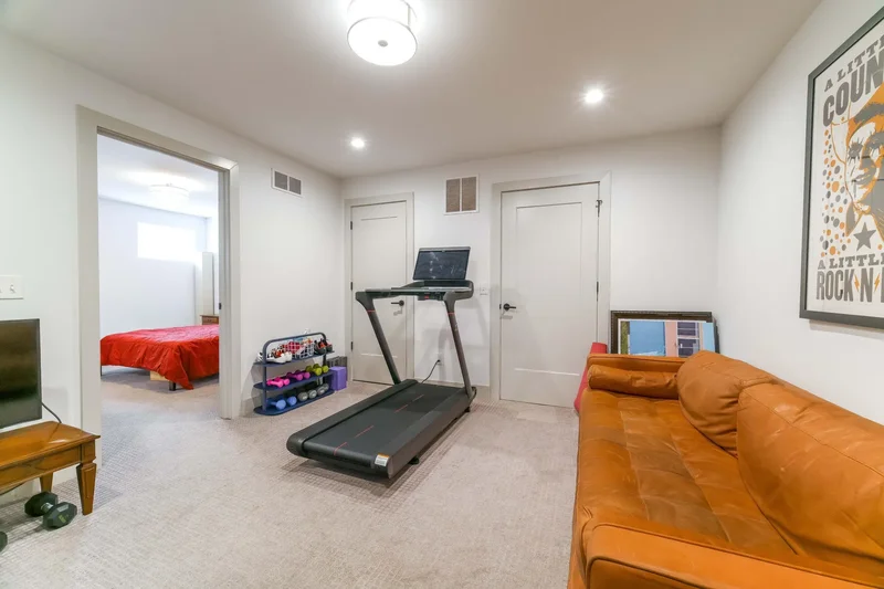 1084 Bryden Road, Columbus, OH 43205, Columbus, Ohio, United States. - Photo 33
