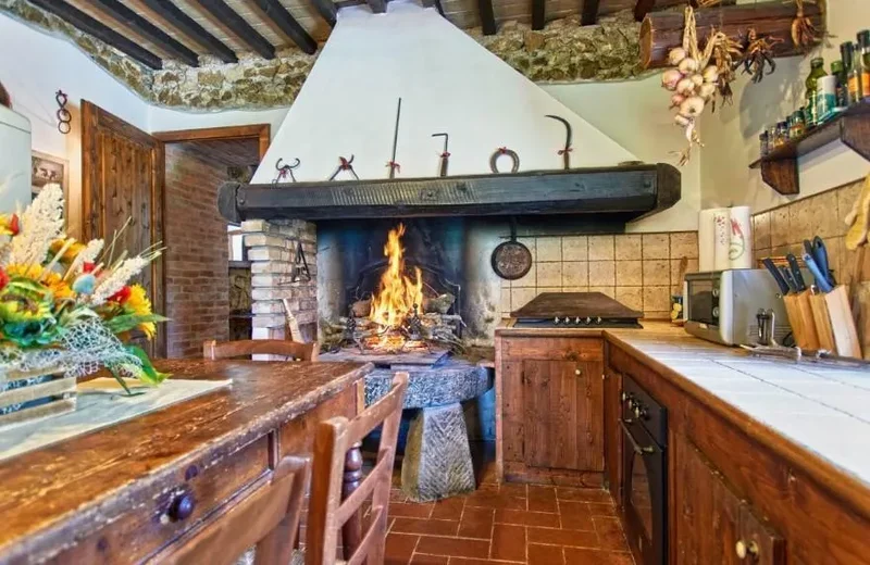 Chianni, Tuscany, Italy. - Photo 17