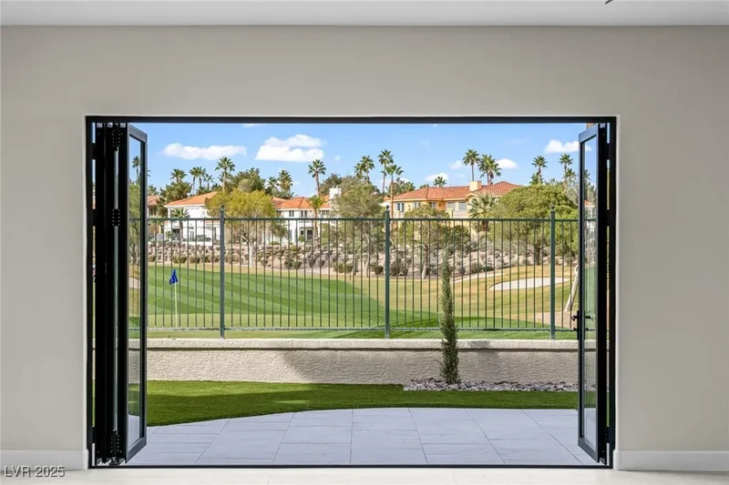 8600 Titleist Circle, Las Vegas, Nevada, United States. - Photo 32