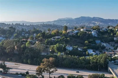 Thumbnail 14