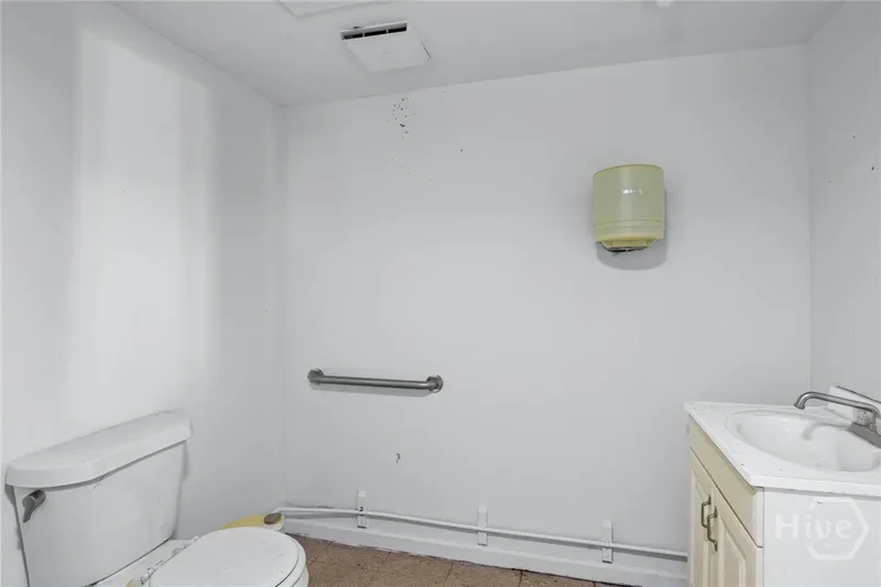 2203 Skidaway Road, Savannah, Georgia, United States. - Photo 2